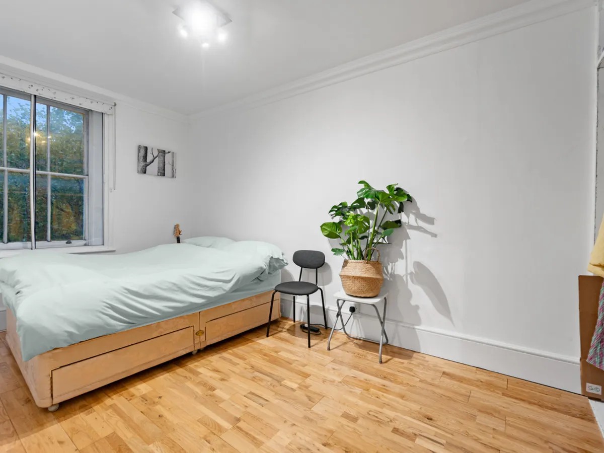 Additional image 4 of 1 Bed Flat, Thurloe Place, SW7, N1 7GU