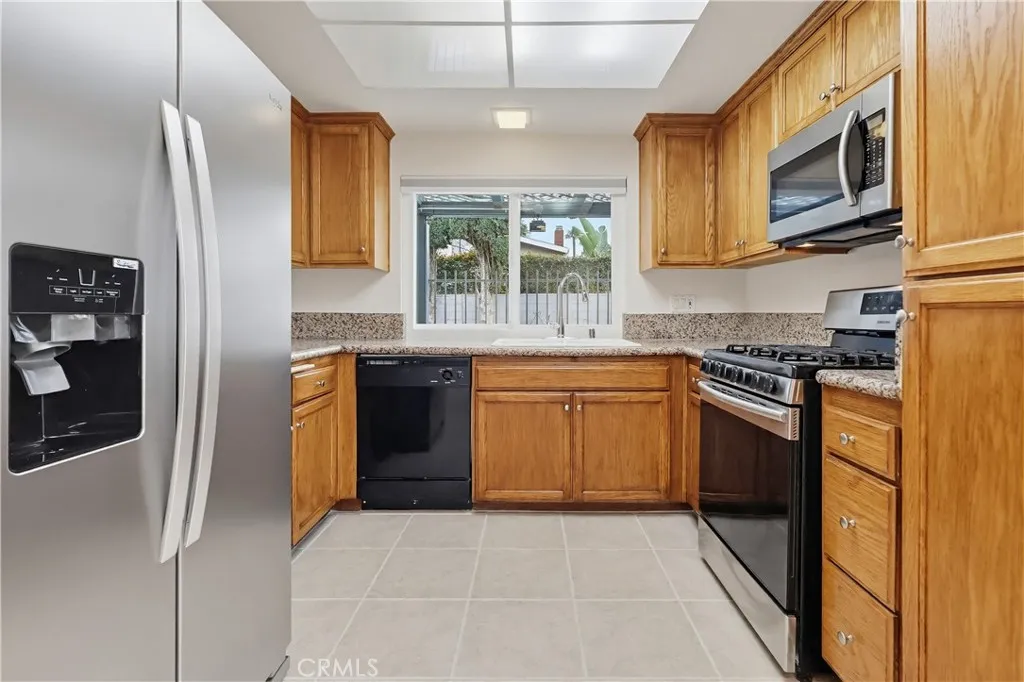 Additional image 19 of 18102 Hatteras St, Tarzana, CA 91356