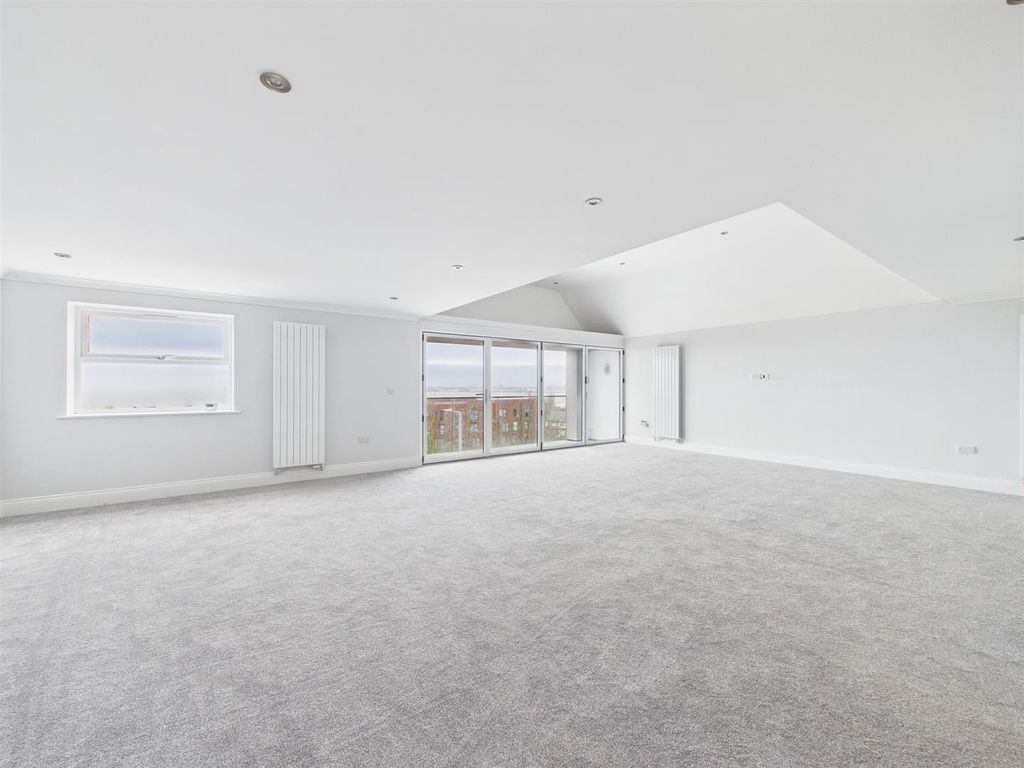 Additional image 5 of 2 bed flat for saleVictoria Road, Wallasey CH45