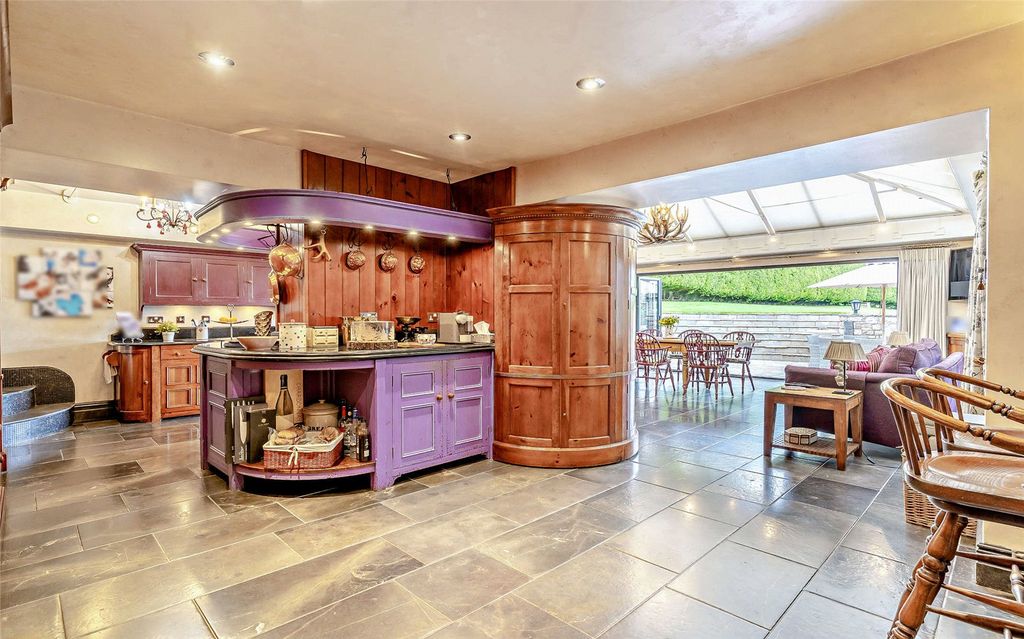 Additional image 6 of 5 bed detached house for saleHeol Y Parc, Pentyrch, Cardiff CF15