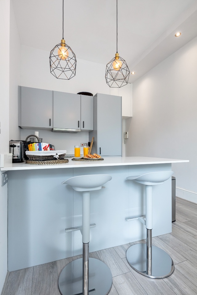 Additional image 12 of 1 Bed Flat, Queen's Gate, SW7, N1 7GU