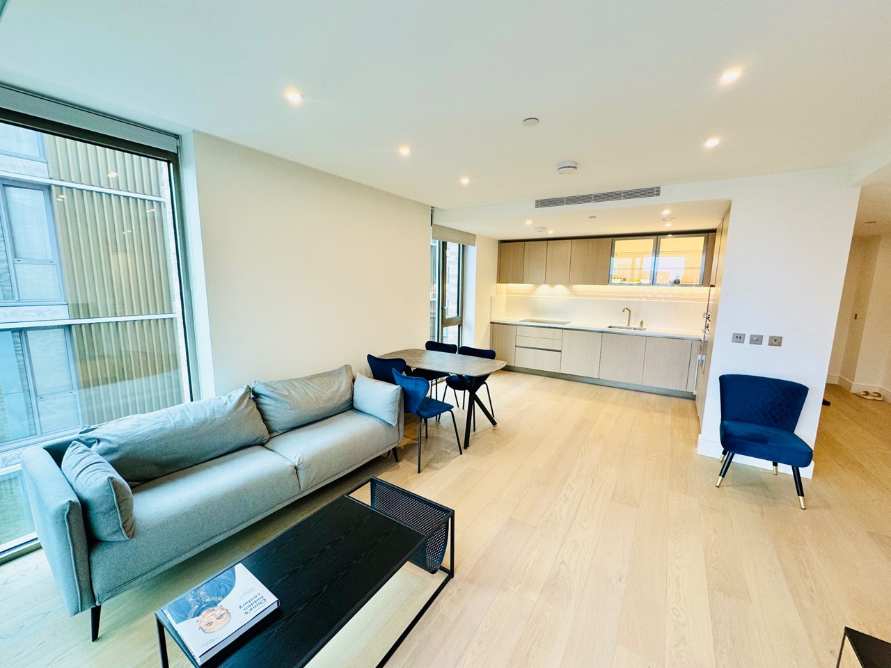 Additional image 2 of 2 Bed Flat, Salisbury House, SW11, N1 7GU