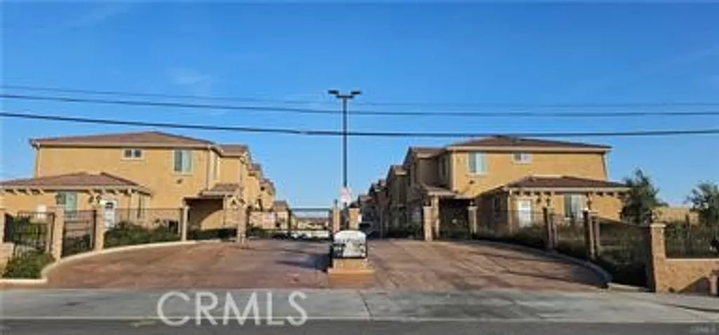 Additional image 3 of 8185 Banana Avenue Unit 27, Fontana, CA 92335