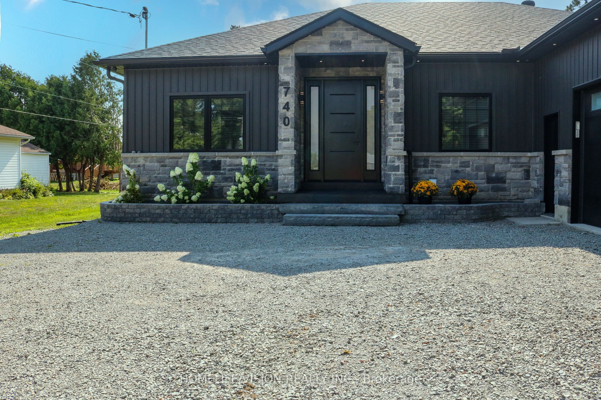 Additional image 2 of 740 Midland Avenue, Tay, ON, L0K 1R0