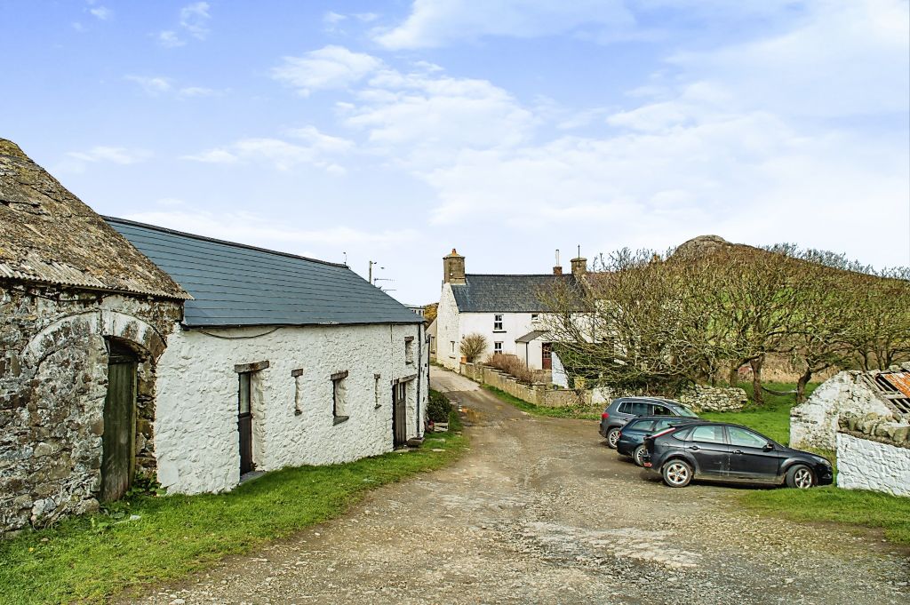 6 bed barn conversion for saleLlanferran Farm, Rhodiad, St Davids SA62 photo 3