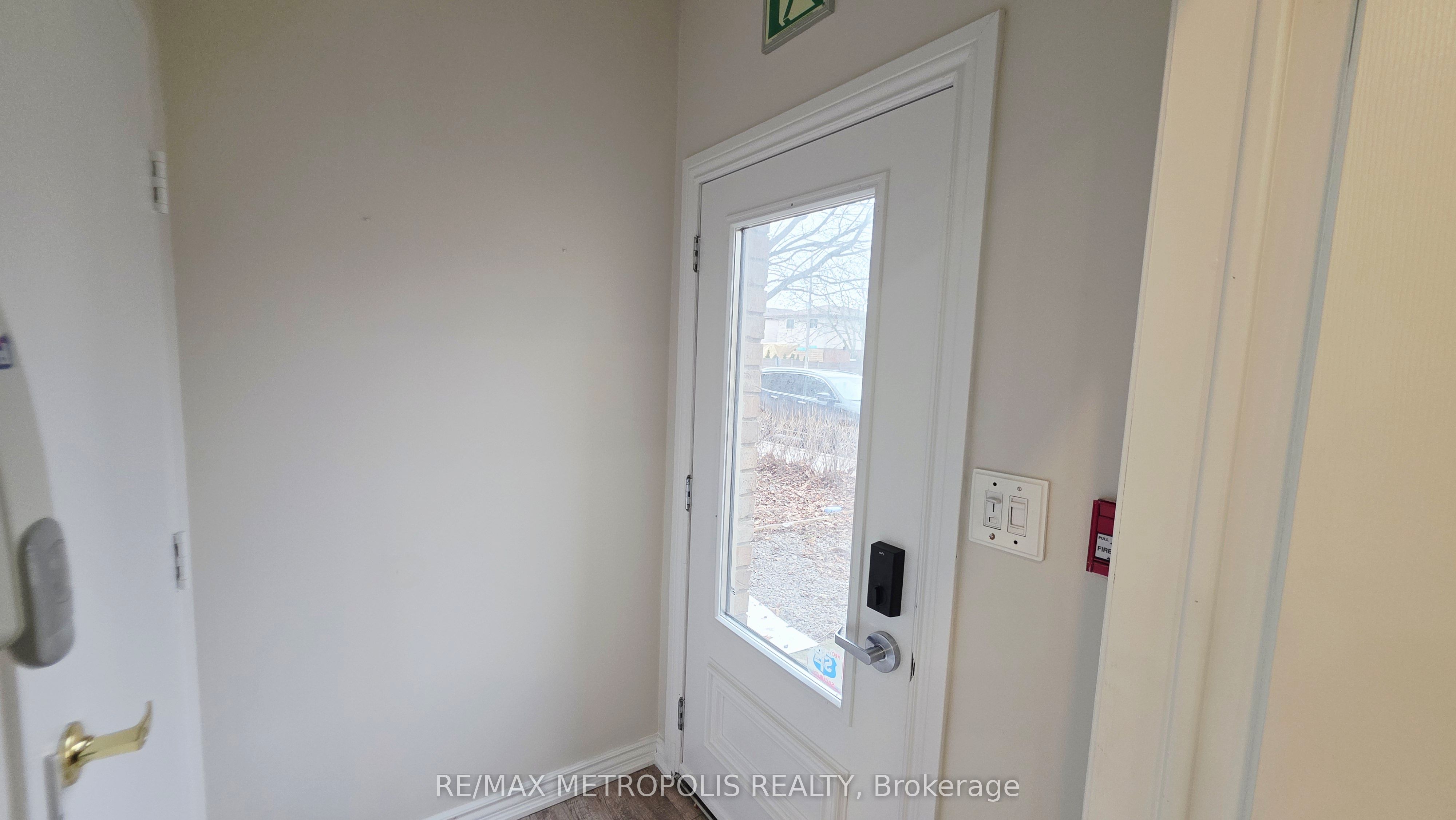 Additional image 2 of 8-1250 St. Martins Drive E, Pickering, ON, L1W 0A2