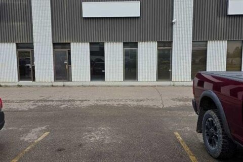 Additional image 8 of #8-4830 78 Street , Red Deer, AB, T4P2B3