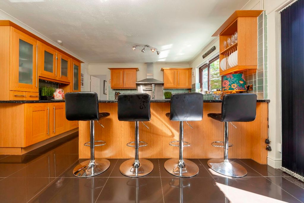 Additional image 21 of 4 bed detached house for saleBryn Gwennol, Sunny Bank, Treharris CF46