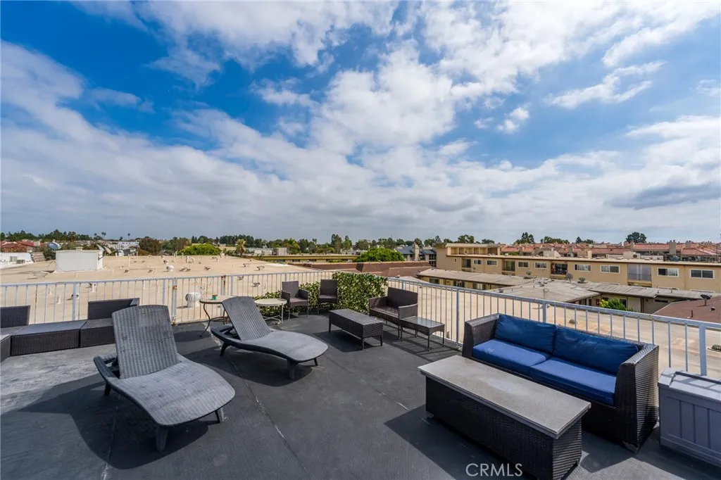 Additional image 59 of 8710 Delgany Ave Unit 3, Playa Del Rey, CA 90293