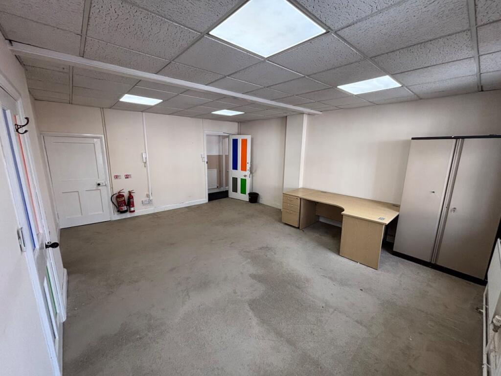 Additional image 3 of First Floor, 15 Station Road, Harpenden, AL5 4SQ