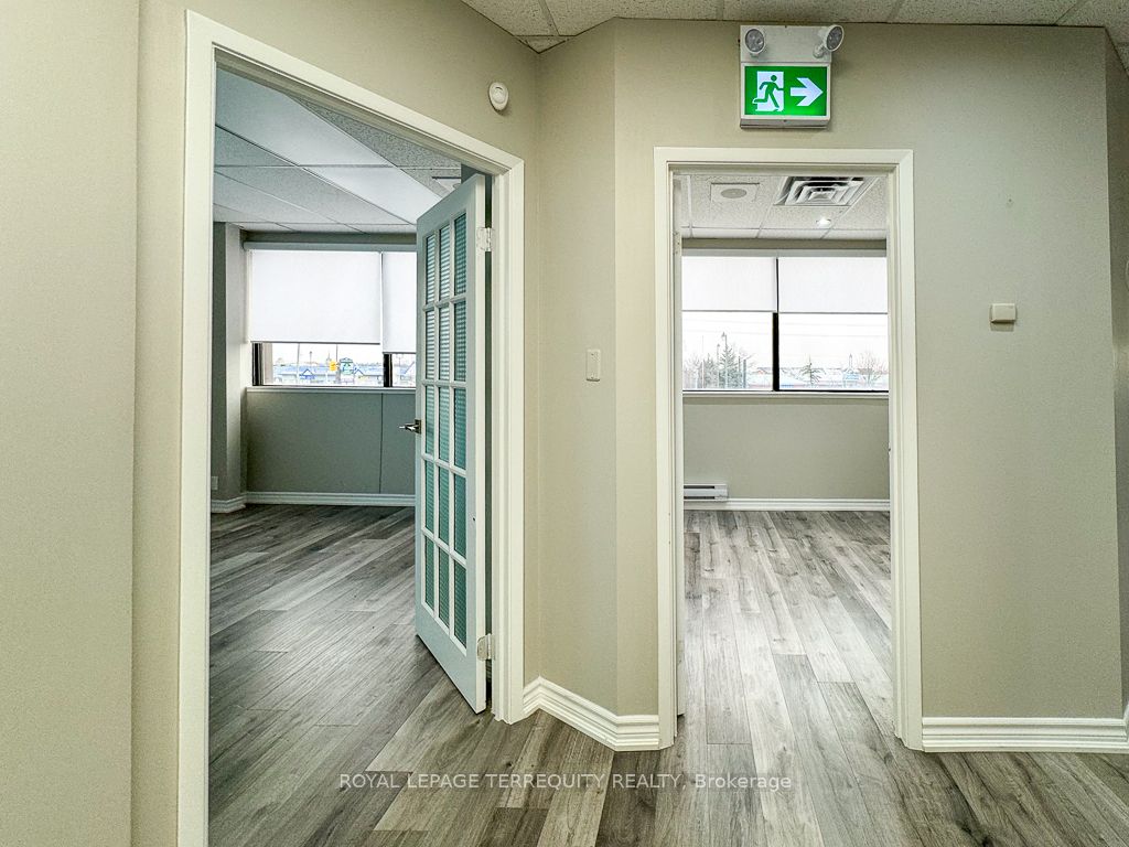 Additional image 5 of 201-5402 Main Street, Whitchurch-stouffville, ON, L4A 1H3