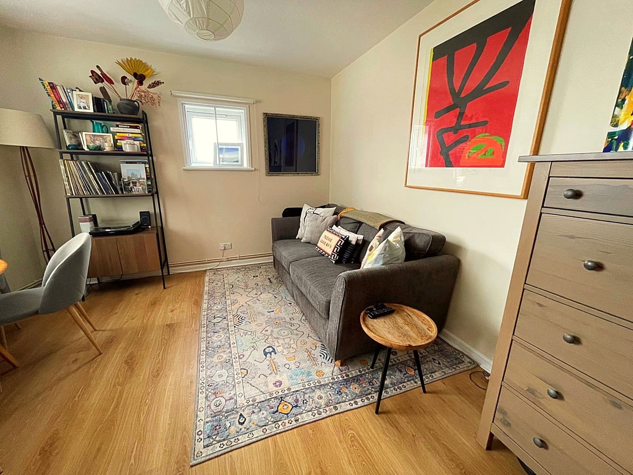 3 Bed Flat, Longley Court, SW8, N1 7GU