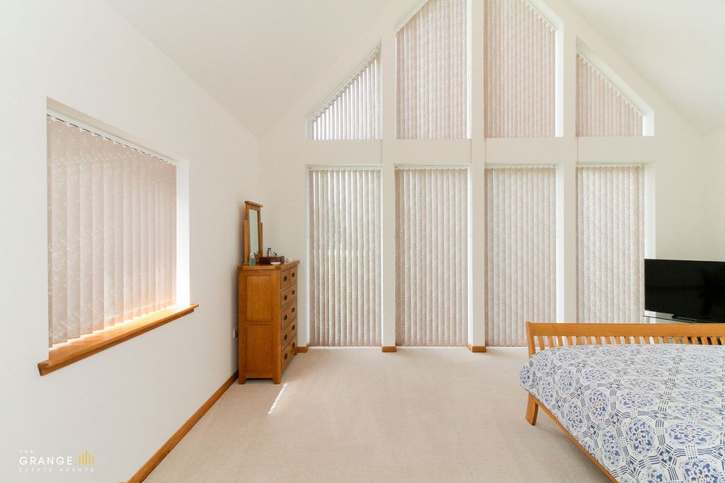 Additional image 24 of 4 bed detached bungalow for saleLithe Lochan, Elgin IV30