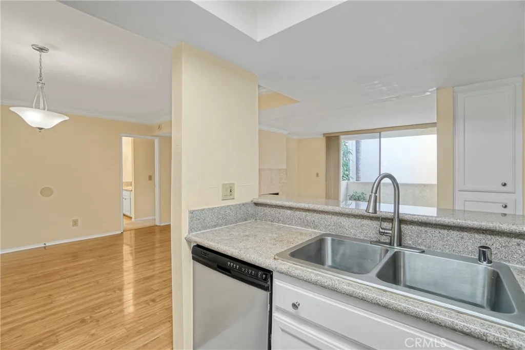Additional image 34 of 5325 Newcastle Avenue Unit 240, Encino, CA 91316