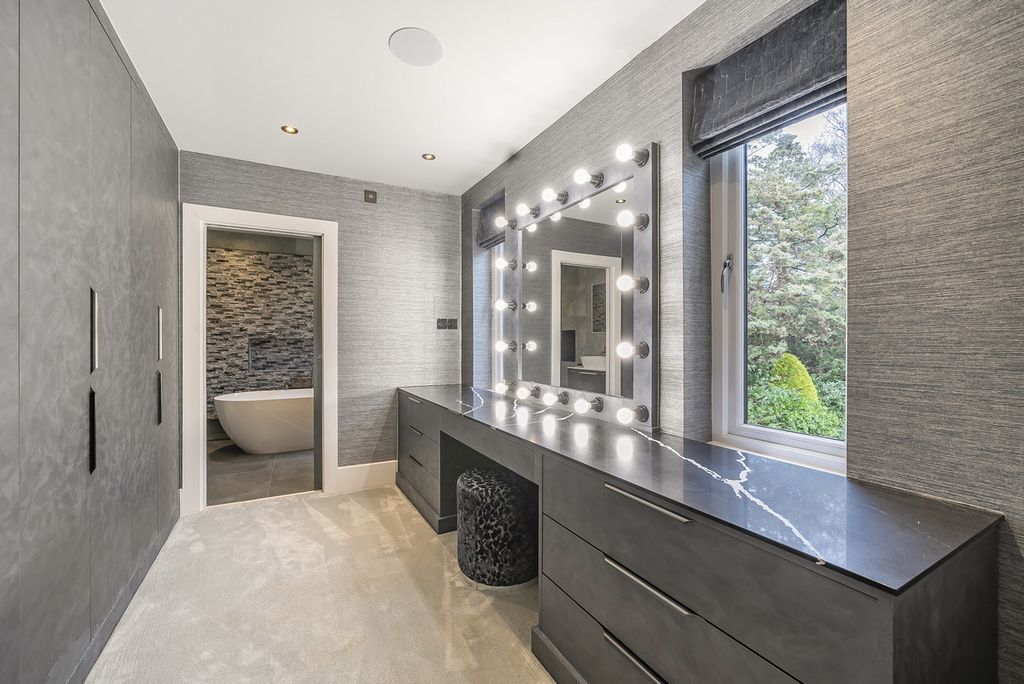 Additional image 17 of 7 bed detached house for saleLing Lane, Leeds LS14