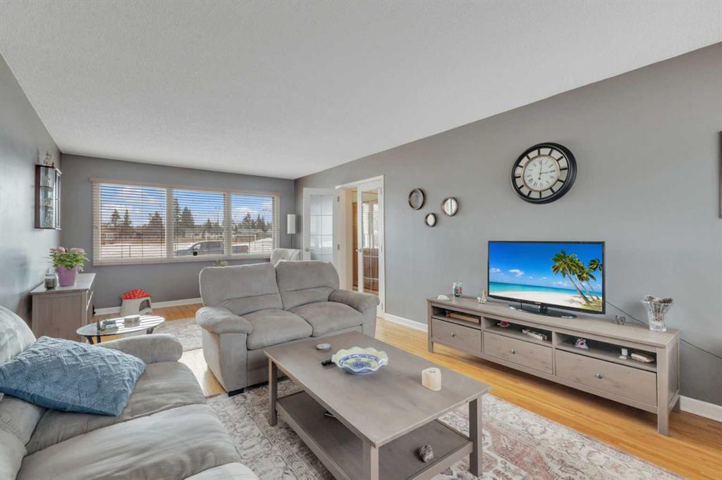 Additional image 6 of 4120 46 Street, Red Deer, AB, T4N 1M4