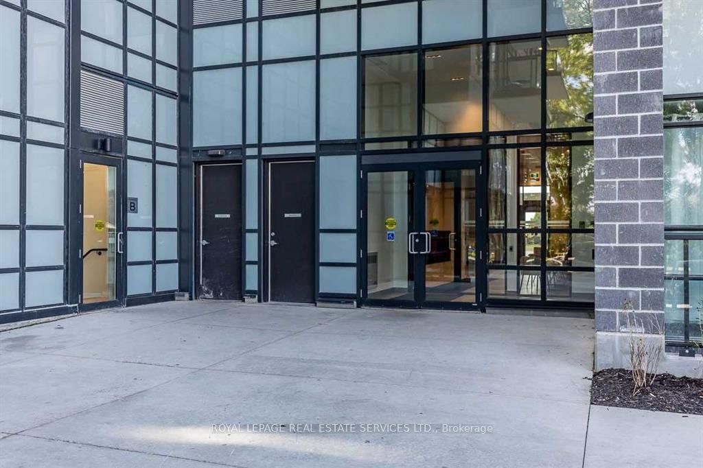 Additional image 3 of 203-681 Yonge Street, Barrie, ON, L4N 4E8