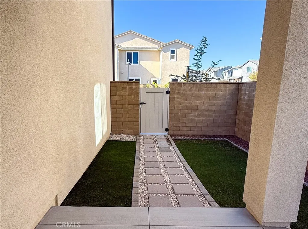 647 Gadwall, Irvine, CA 92618