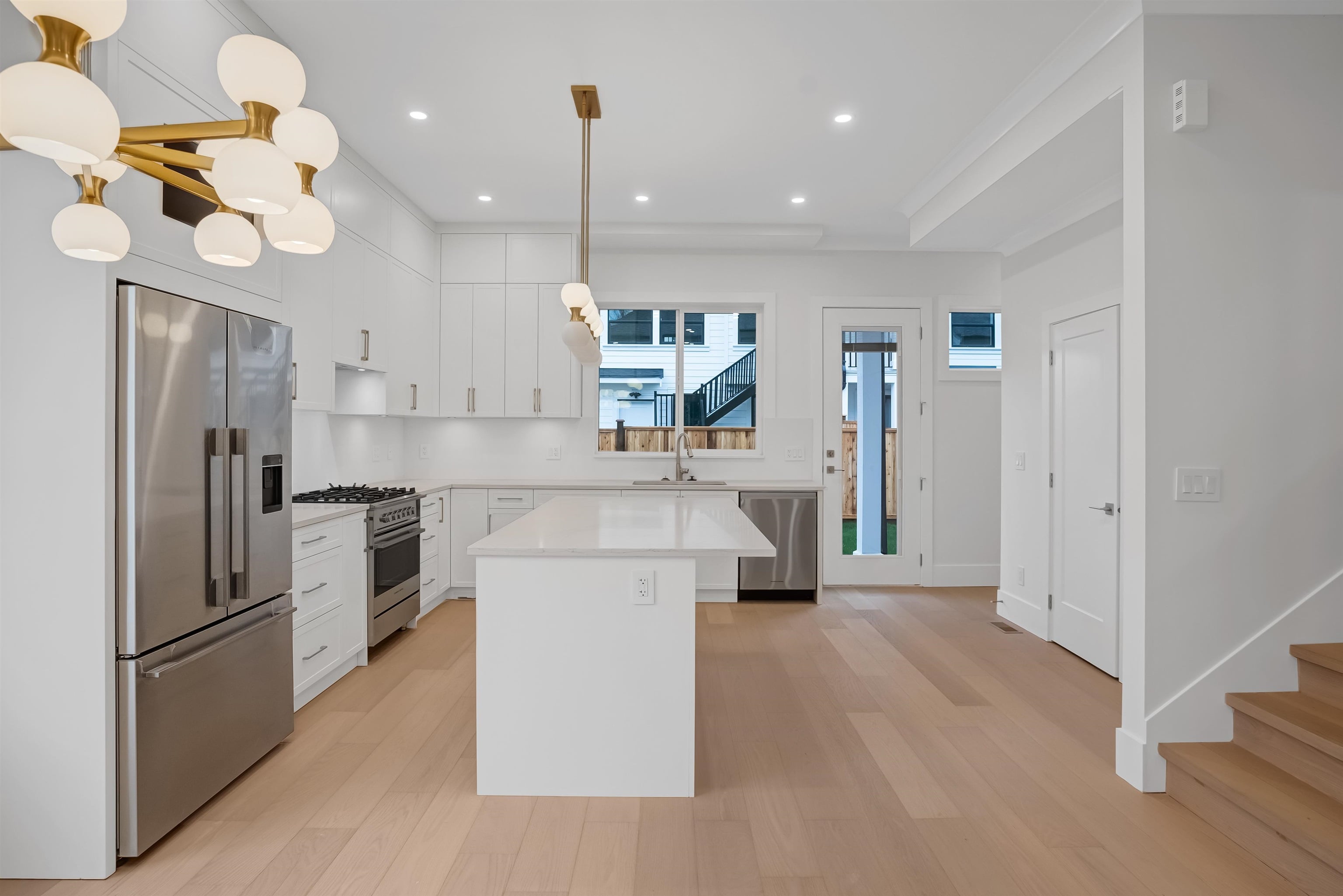 Additional image 4 of 101-16611 18th Avenue, Surrey, BC, V3Z 9X5