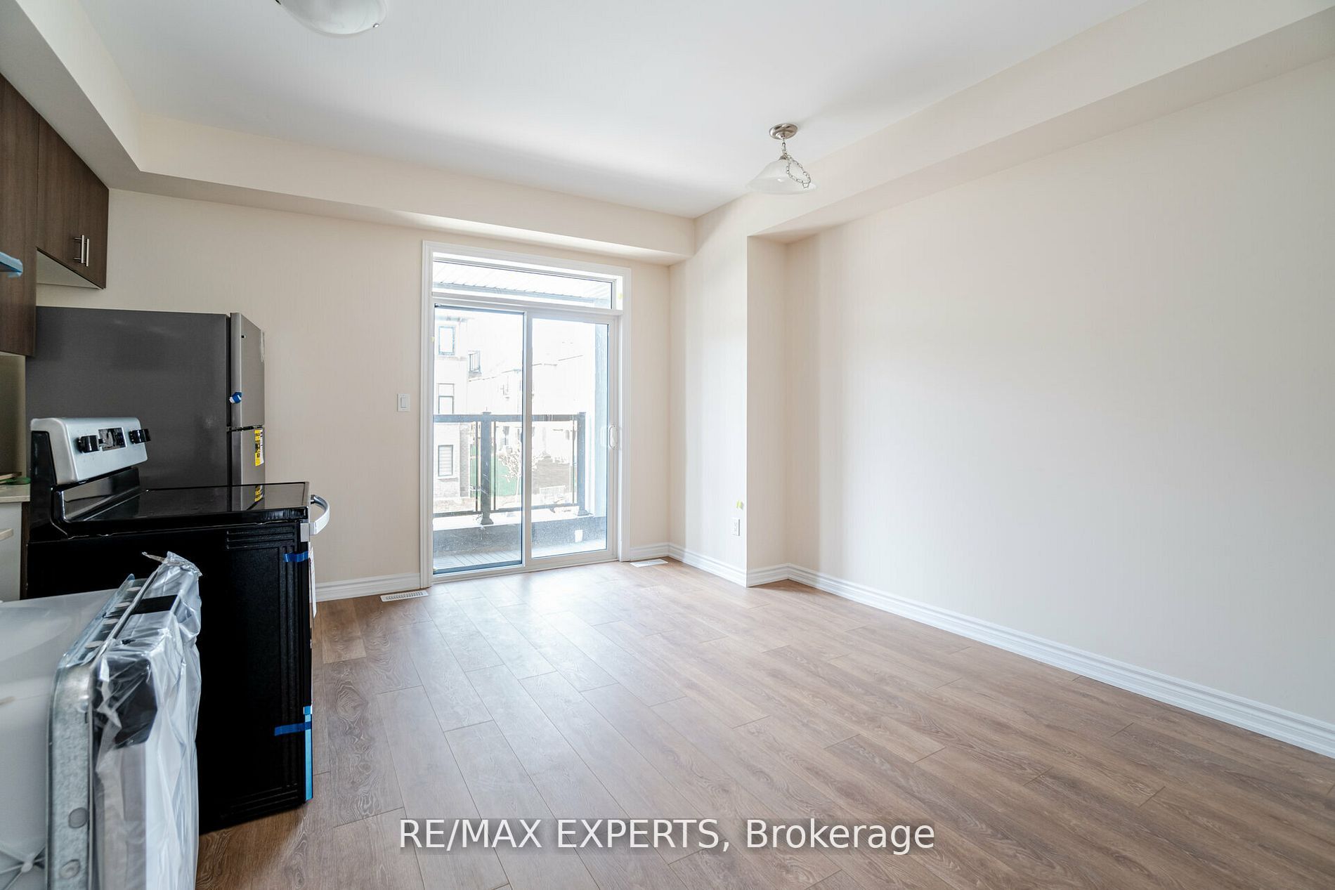 Additional image 4 of 402 Okanagan Path, Oshawa, ON, L1H 0B1