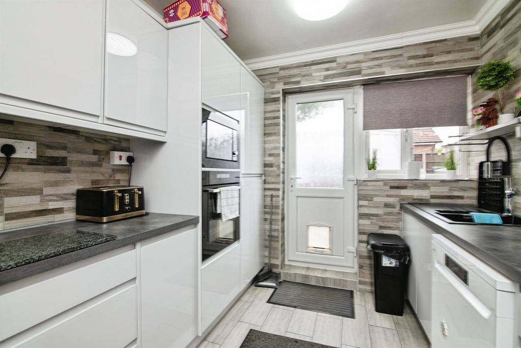 Additional image 5 of 3 bed semi-detached house for saleHighfield Road, Tipton DY4