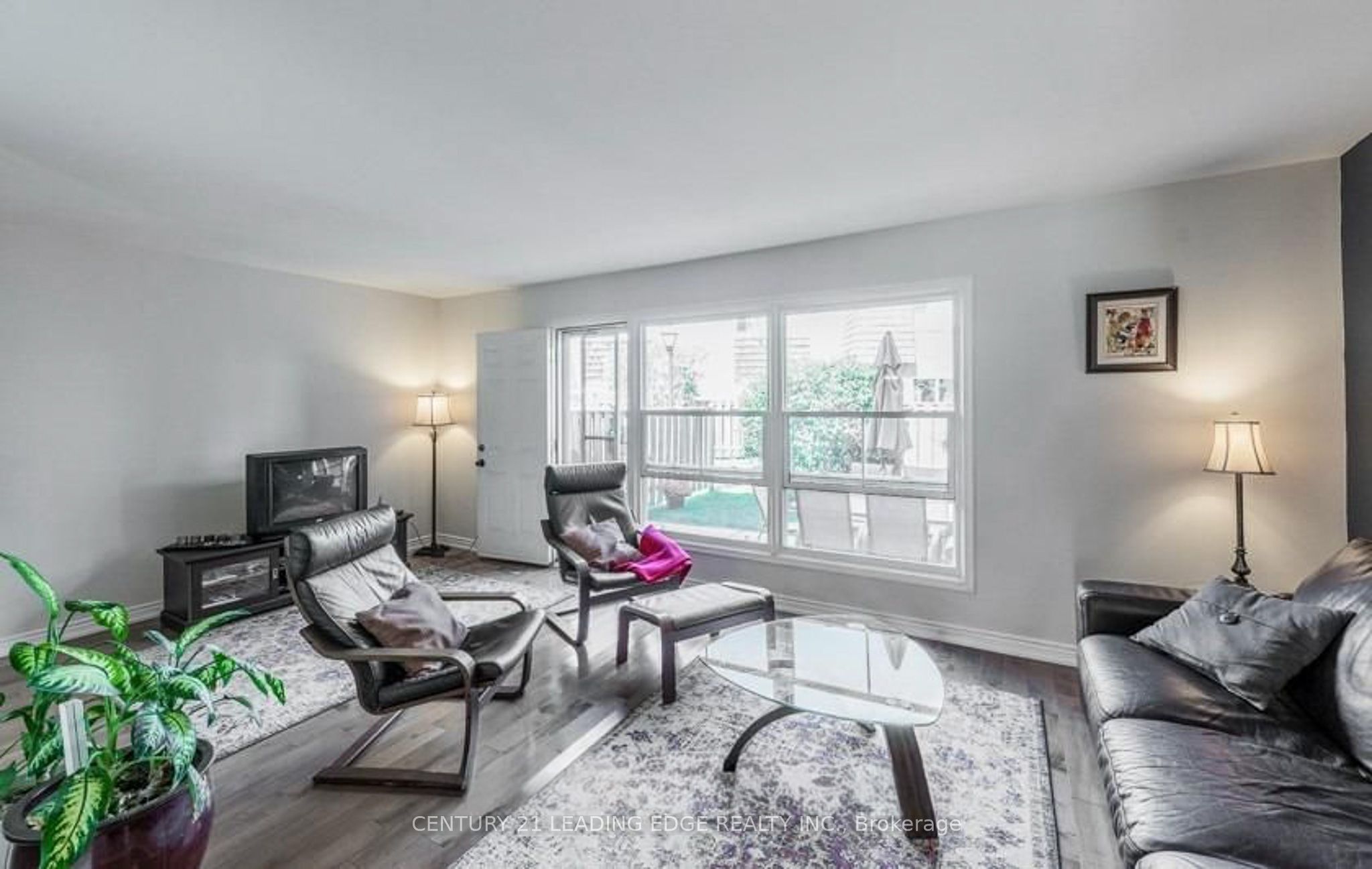 Additional image 4 of 49-713 Burnhamthorpe Road, Toronto, ON, M9C 2Z6