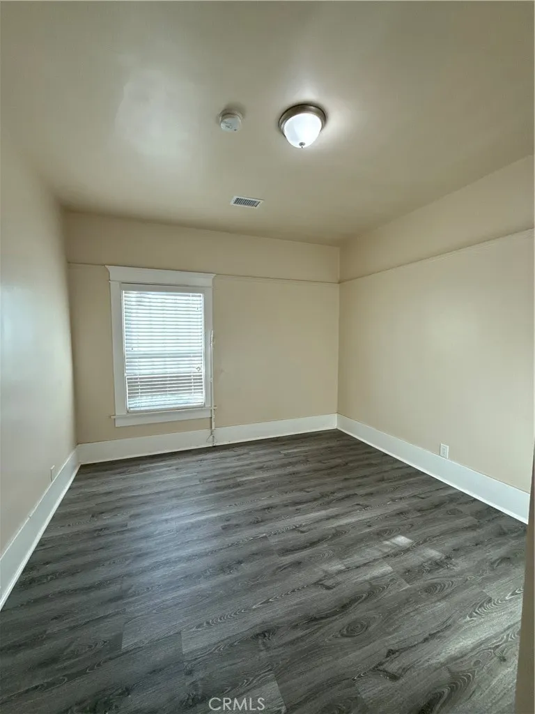 Additional image 13 of 240 W 54th St, Los Angeles, CA 90037