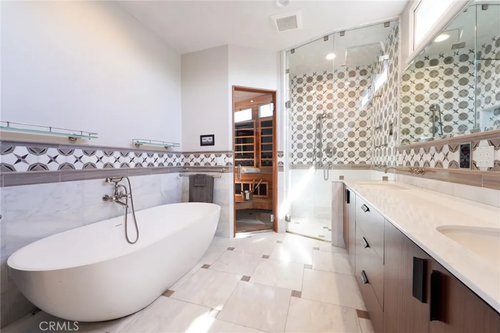 Additional image 70 of 1949 N Catalina Street, County - Los Angeles, CA 90027