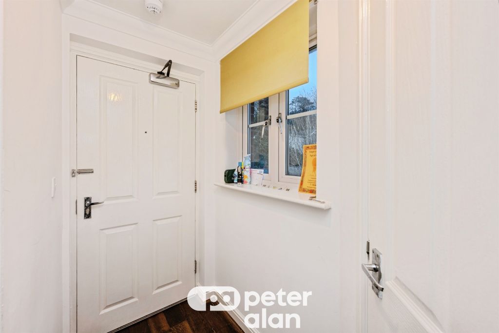 2 bed flat for saleGeraint Jeremiah Close, Neath SA11 photo 5