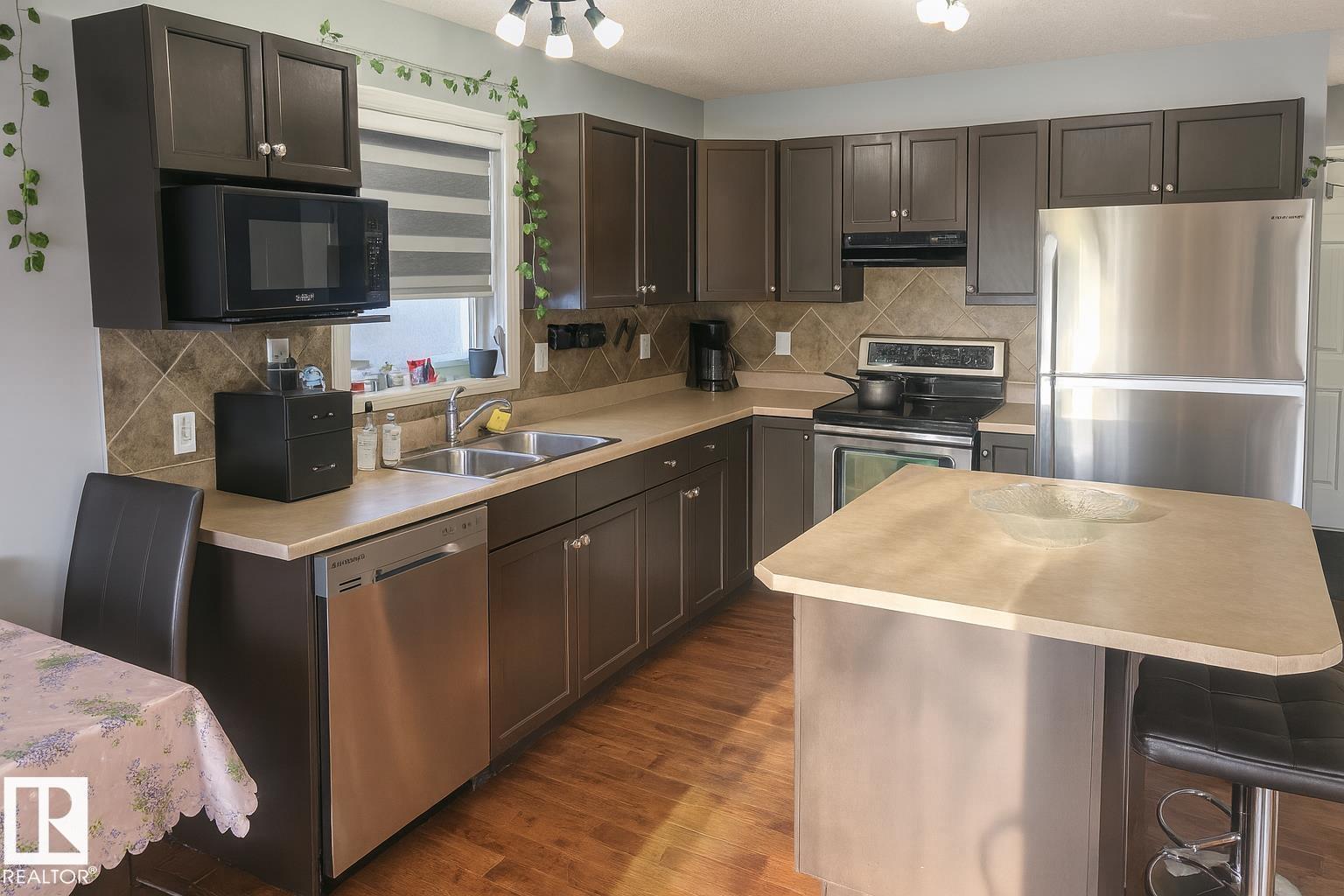 Additional image 3 of 4-4350 23 Street NW, Edmonton, AB, T6T1X8