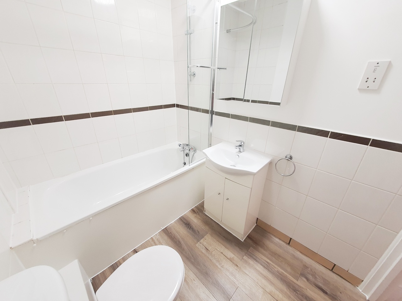 Additional image 9 of 2 Bed Flat, Brandon St, SE17, N1 7GU