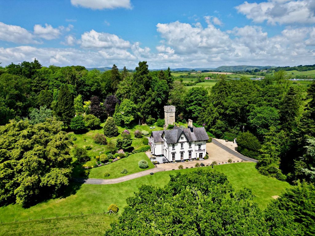 8 bed detached house for salePenybont, Llandrindod Wells, Powys LD1