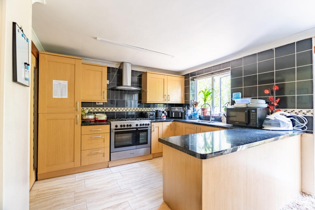 Additional image 3 of Sherwood Avenue, St. Albans, Hertfordshire, AL4