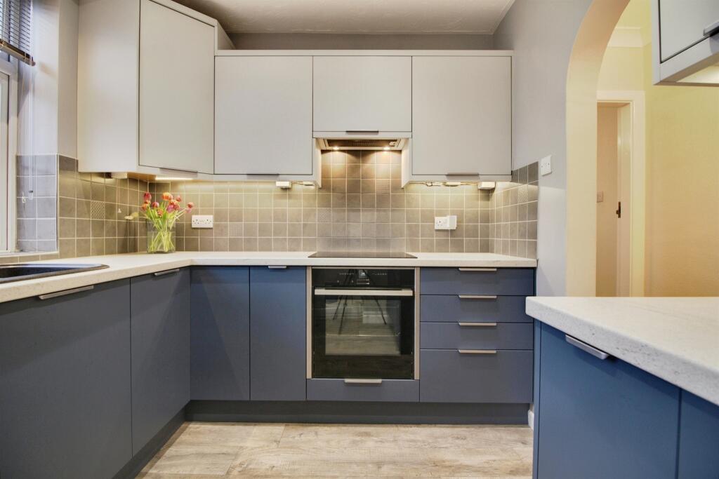 Additional image 7 of Woodhall Lane, Welwyn Garden City