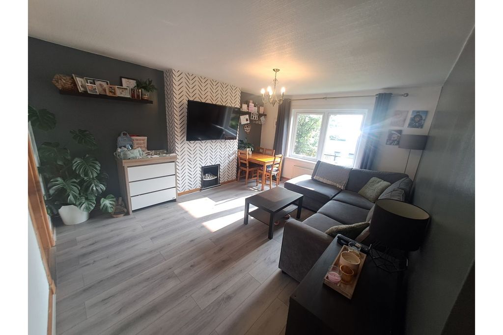 Additional image 12 of 2 bed flat for saleDavaar Avenue, Campbeltown PA28