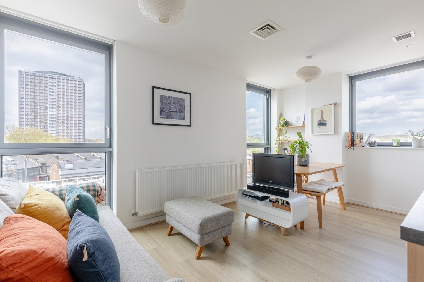 Additional image 3 of 1 Bed Flat, Fable Apartments, EC1V, N1 7GU