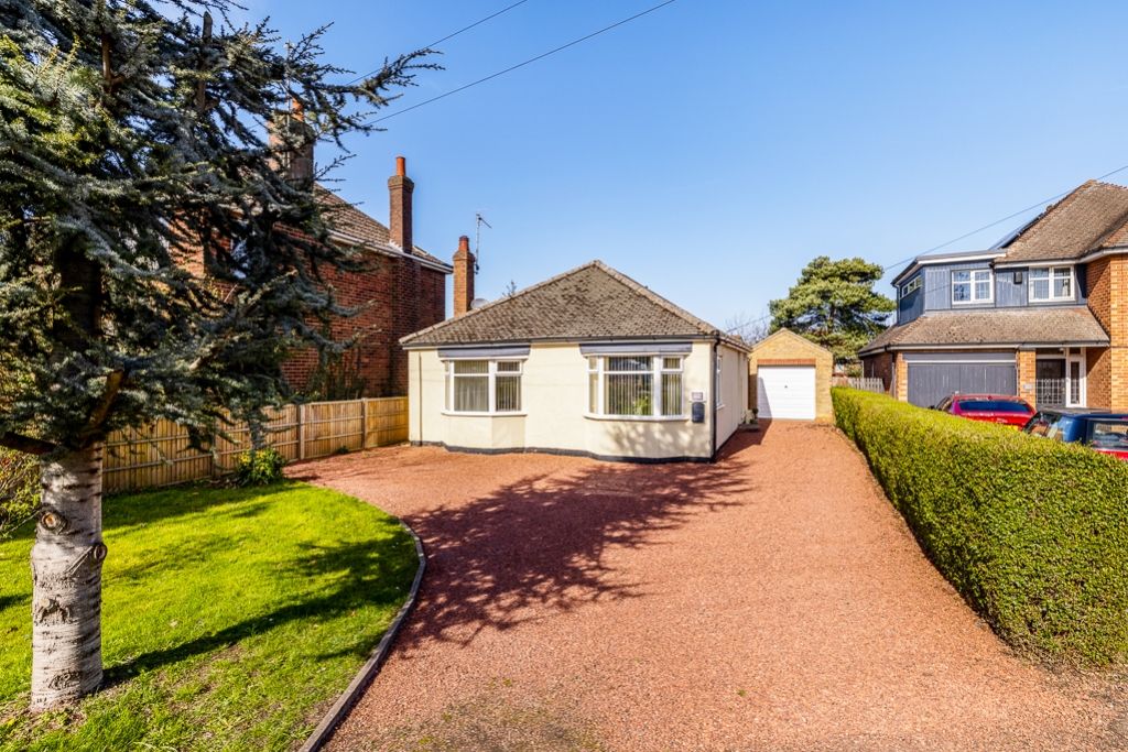 2 bed detached bungalow for saleSleaford Road, Boston, Lincolnshire PE21