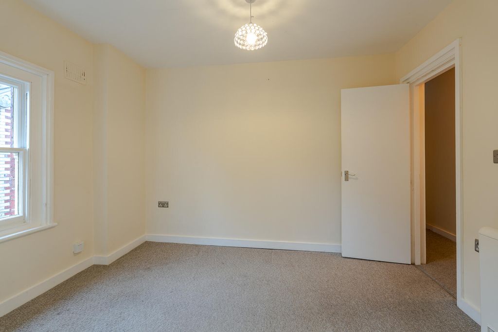 Additional image 8 of 1 bed property for salePark Terrace, Llandrindod Wells LD1