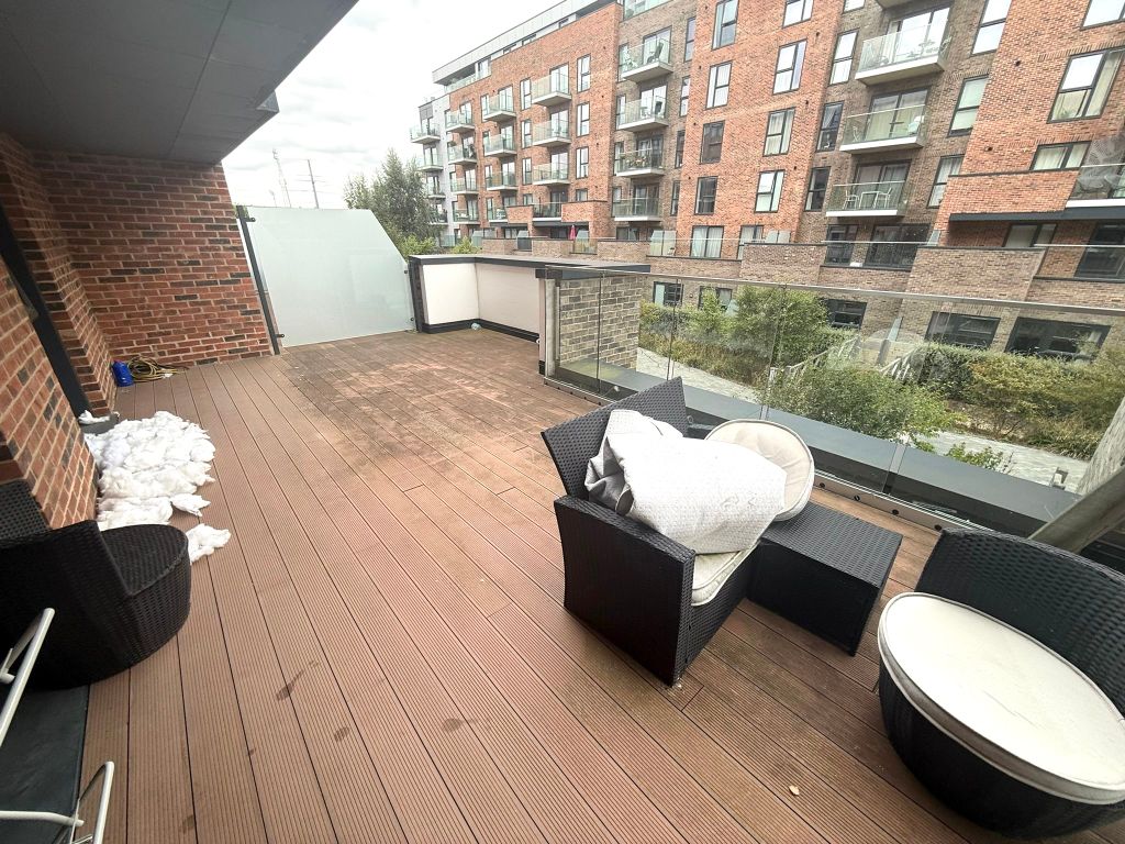 Additional image 10 of 2 bed flat for saleMerlin Drive, Fletton Quays, Peterborough PE2