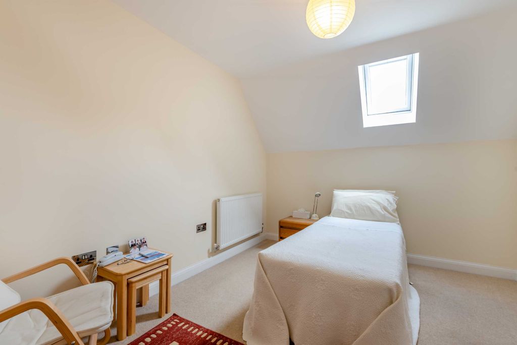 Additional image 10 of 2 bed flat for saleHereford Road, Monmouth, Monmouthshire NP25