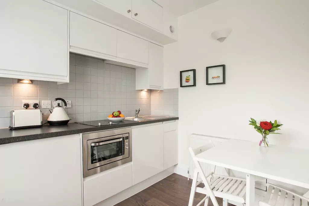 Additional image 2 of Studio Flat, Gloucester St, SW1V, N1 7GU