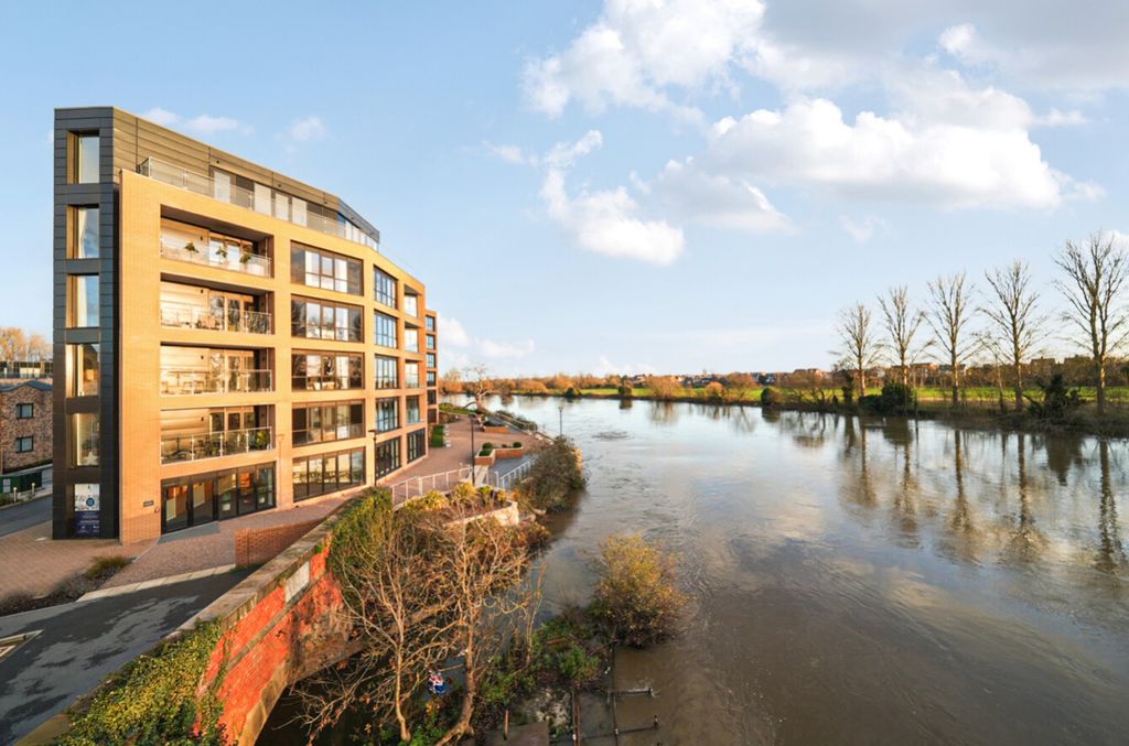 Additional image 12 of 2 bed flat for saleApartment 42 Block B, Yacht Club Place, Trent Lane, Nottingham, Nottinghamshire NG2