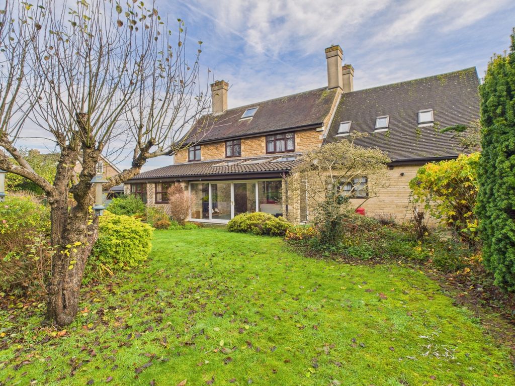Additional image 19 of 6 bed detached house for saleCherry Orton Road, Orton Waterville, Peterborough PE2