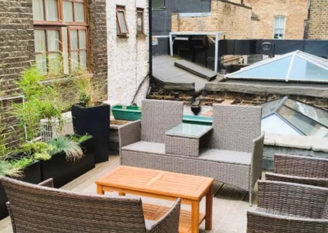 3 Bed Flat, Great Portland Street, W1W, N1 7GU