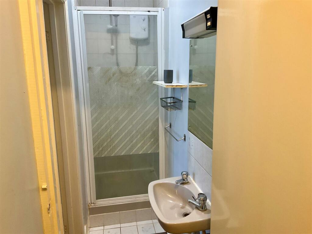 Additional image 4 of London Road, Dover