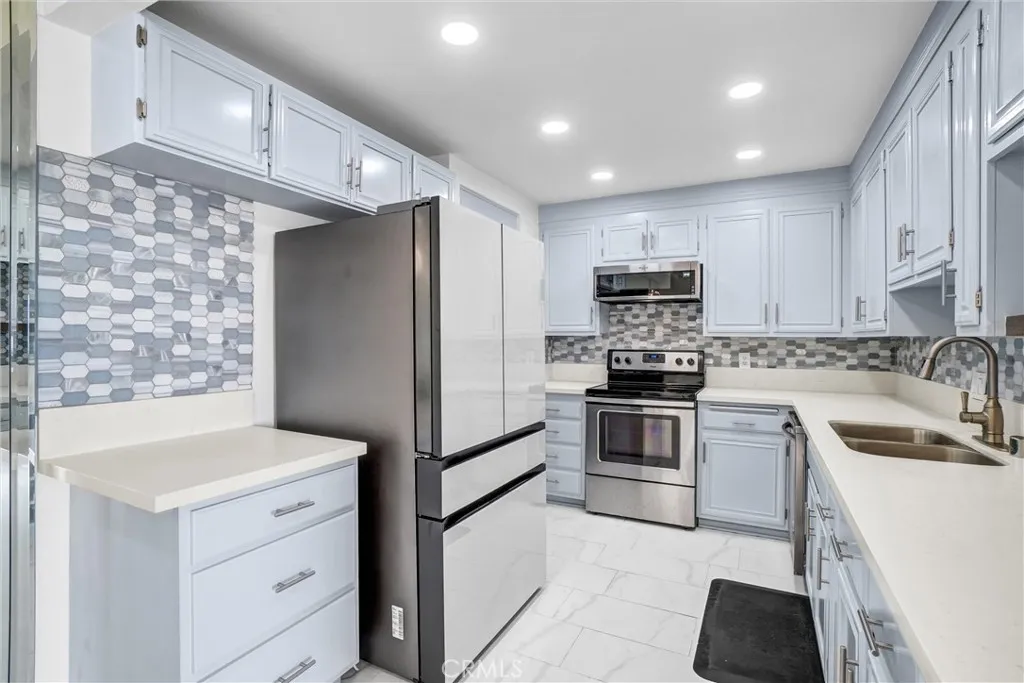 Additional image 7 of 101 Scholz Plaza Unit 224, Newport Beach, CA 92663