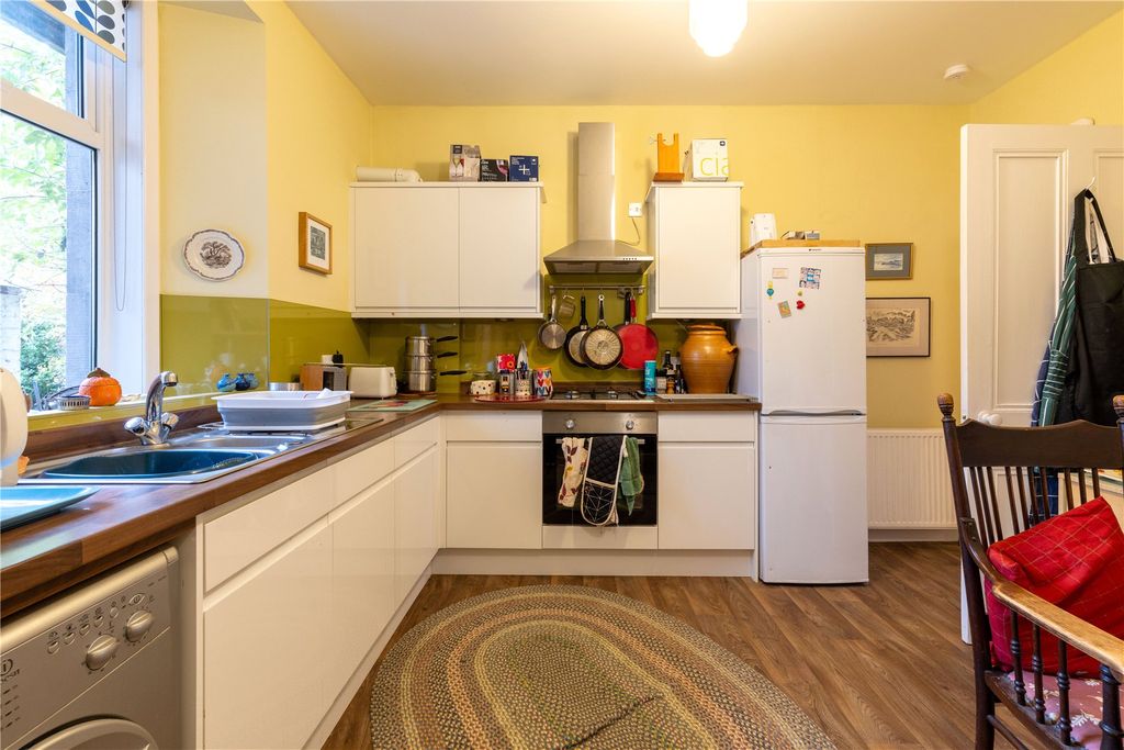 Additional image 8 of 2 bed flat for salePriory Place, Perth, Perth And Kinross PH2