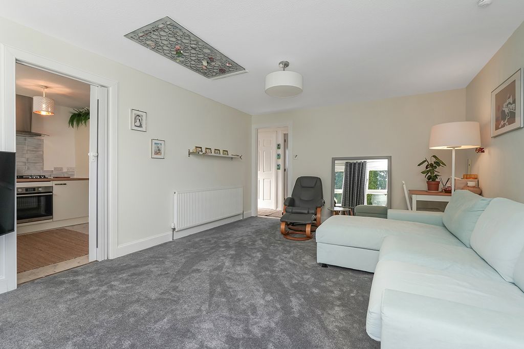 Additional image 3 of 2 bed flat for sale11 D'arcy Crescent, Mayfield, Dalkeith EH22