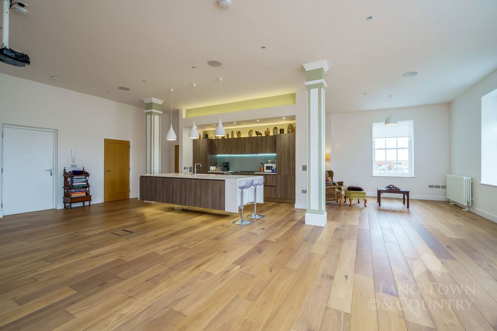 Additional image 3 of 3 bed flat for saleCraigie Drive, Stonehouse, Plymouth PL1
