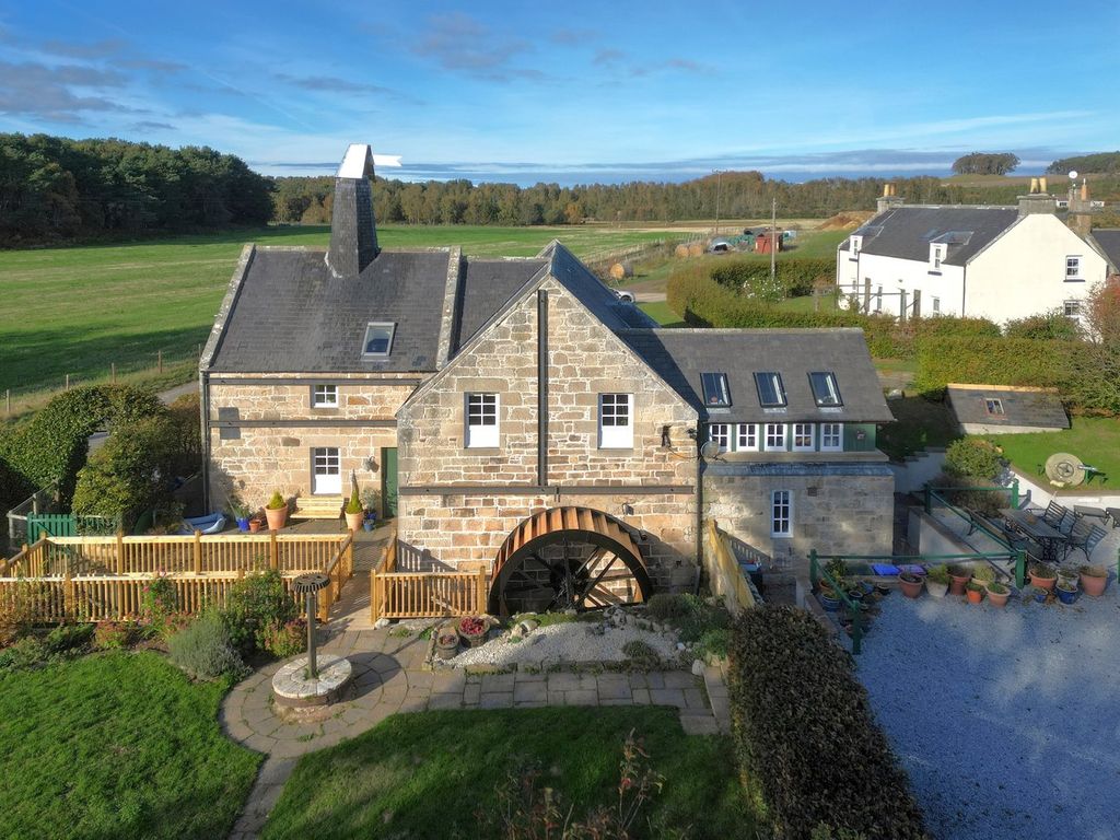 5 bed light industrial for saleLonghill, Elgin IV30